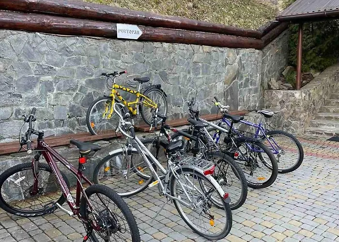 Georgiy Värdshus Oryavchyk