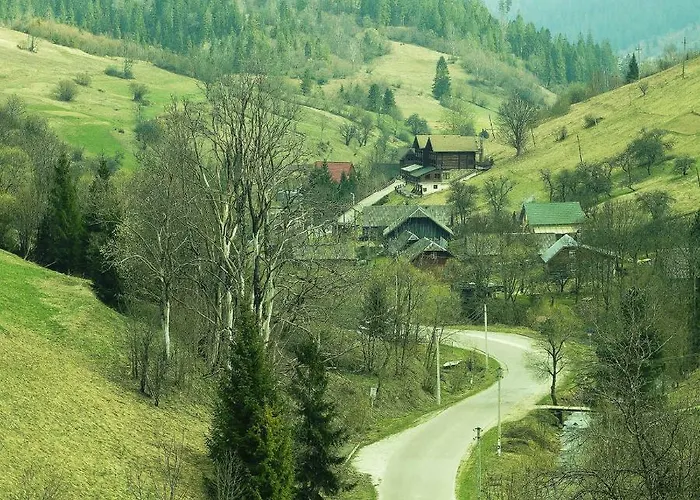Georgiy Värdshus Oryavchyk