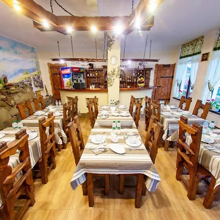 Georgiy Inn Oryavchyk