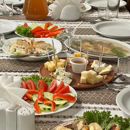 Inn Georgiy Oryavchyk